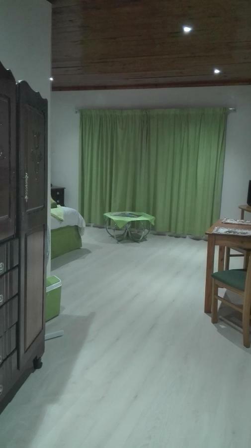 Guest Lodge On The Edge 스톰스리비에르 외부 사진